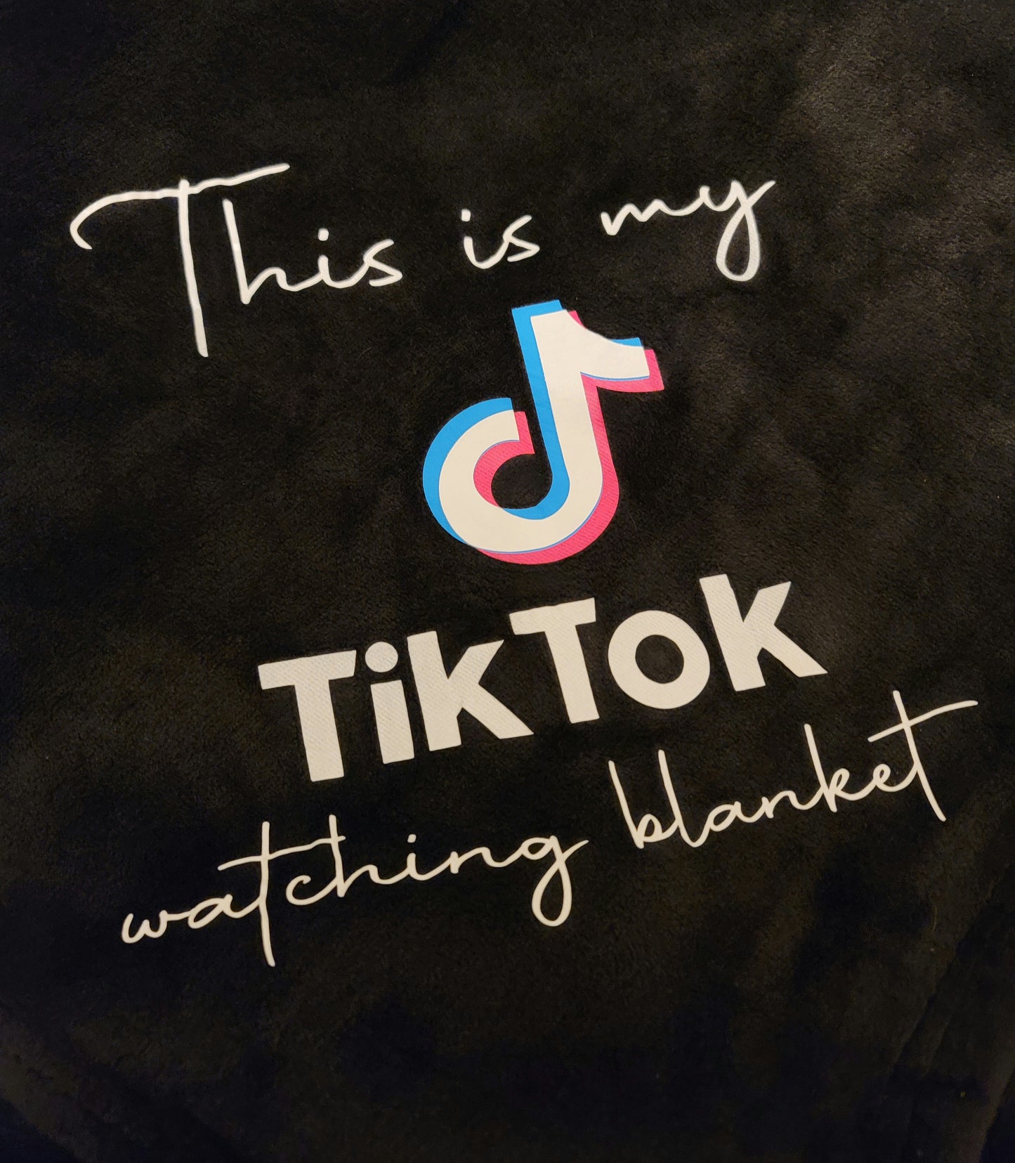 TikTok watching blanket