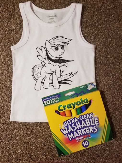 Coloring shirt with markers