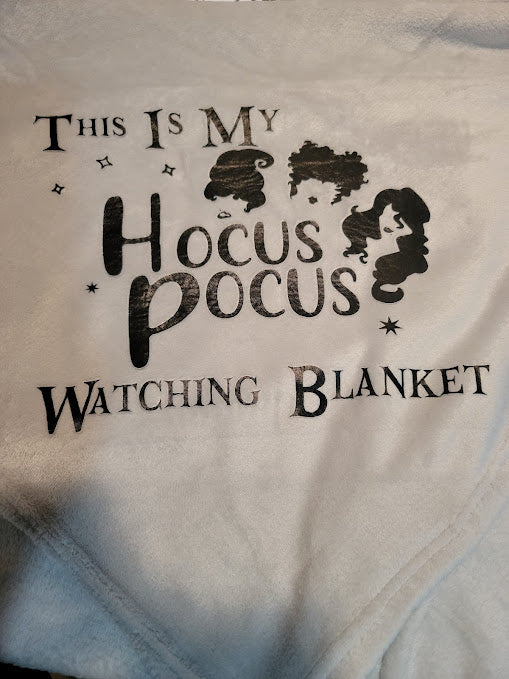 Hocus Pocus watching blanket